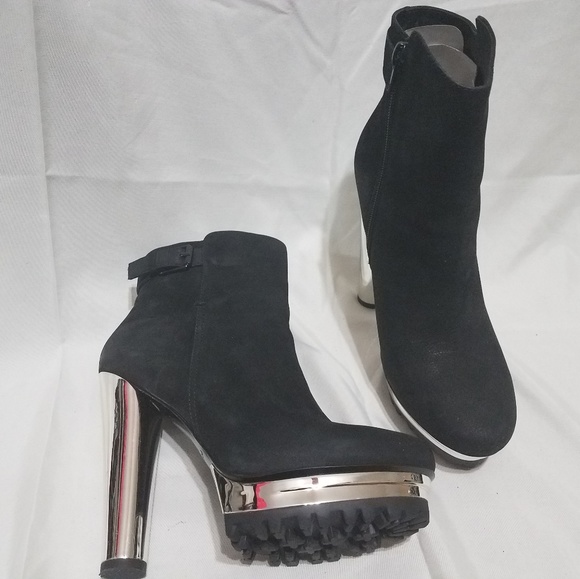 Pour La Victoire Ankle Boots - Picture 1 of 4